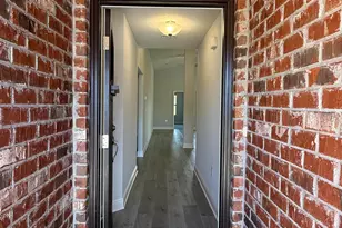 190 Ridgeway Cir, Crestview, FL 32536 - Photo 5