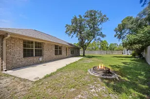 1976 Bay Pine Cir, Gulf Breeze, FL 32563 - Photo 31