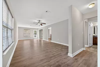 313 Gauntlet Drive, Crestview, FL 32539 - Photo 7