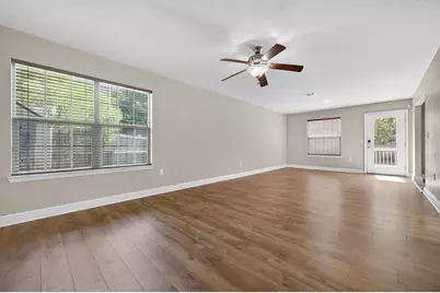 313 Gauntlet Drive, Crestview, FL 32539 - Photo 9