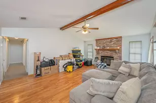 253 Grand Prix Dr, Crestview, FL 32536 - Photo 9