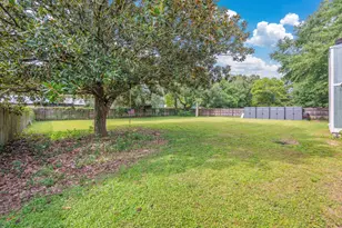 253 Grand Prix Dr, Crestview, FL 32536 - Photo 35