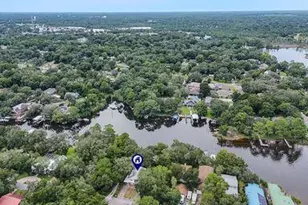 1725 18th St, Niceville, FL 32578 - Photo 17