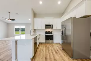 3203 Liz Ct, Crestview, FL 32539 - Photo 11