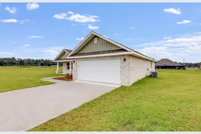 3203 Liz Court, Crestview, FL 32539 - Photo 3