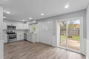 410 Rue Des Tours, Mary Esther, FL 32569 - Photo 11