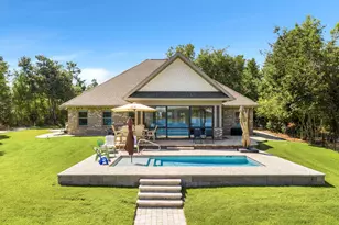 169 Lake Merial Blvd, Southport, FL 32409 - Photo 15