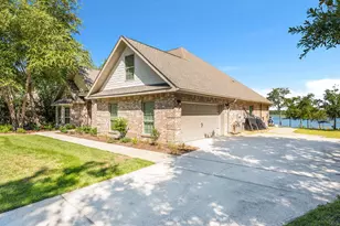 169 Lake Merial Blvd, Southport, FL 32409 - Photo 29