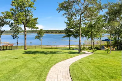 169 Lake Merial Boulevard, Southport, FL 32409 - Photo 7