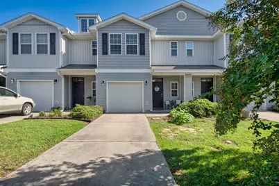 118 E Iron Horse Drive E, Crestview, FL 32539 - Photo 1