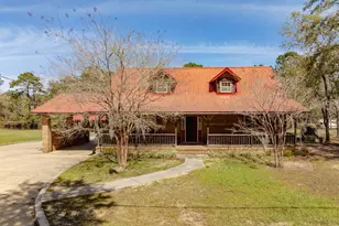 602 Pitts Bayshore Dr, Freeport, FL 32439 - Photo 3