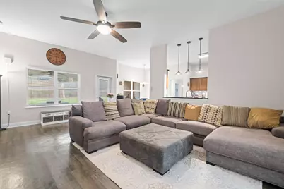 3023 Crown Creek Circle, Crestview, FL 32539 - Photo 5