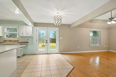 24 NW Cinderella Lane NW, Fort Walton Beach, FL 32547 - Photo 11