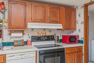 93 W Raphael Road W, Defuniak Springs, FL 32433 - Photo 15