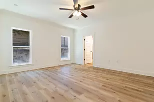 807 S B S Cedar Ave S, Niceville, FL 32578 - Photo 17