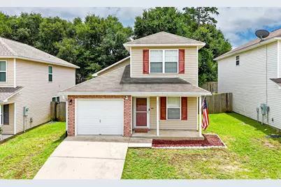 289 Dahlquist Drive, Crestview, FL 32539 - Photo 1
