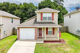 289 Dahlquist Dr, Crestview, FL 32539 - Photo 1