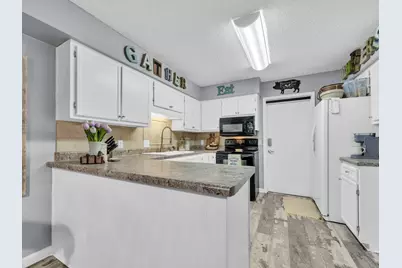 38 NW Baywood Court NW #38, Fort Walton Beach, FL 32548 - Photo 11