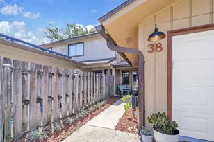 38 NW Baywood Ct NW, Fort Walton Beach, FL 32548 - Photo 3
