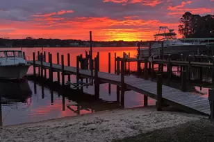 68 N John Sims Pkwy, Valparaiso, FL 32580 - Photo 1