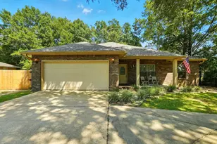 1310 Texas Pkwy, Crestview, FL 32536 - Photo 1