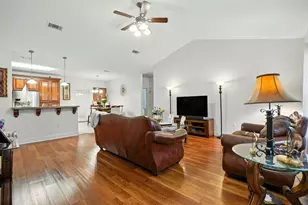 1310 Texas Pkwy, Crestview, FL 32536 - Photo 11