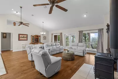 13935 Blue Springs Road, Youngstown, FL 32466 - Photo 7