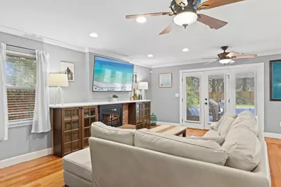 629 NE Merioneth Drive NE, Fort Walton Beach, FL 32547 - Photo 9