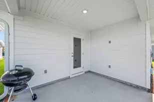 103 Riverwalk Cir, Freeport, FL 32439 - Photo 35