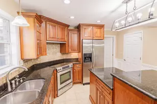 329 Skyline Cir, Crestview, FL 32539 - Photo 3