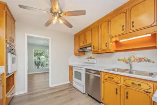 402 10 Lake Dr, Defuniak Springs, FL 32433 - Photo 11