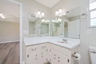 402 10 Lake Dr, Defuniak Springs, FL 32433 - Photo 27