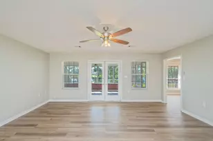 402 10 Lake Dr, Defuniak Springs, FL 32433 - Photo 3