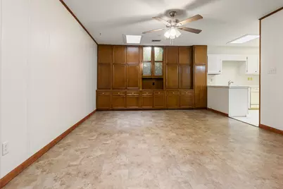 807 Holbrook Circle, Fort Walton Beach, FL 32547 - Photo 11