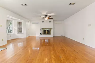 807 Holbrook Circle, Fort Walton Beach, FL 32547 - Photo 5