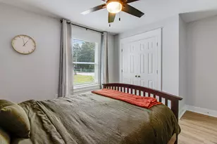 43 E Crocus Ave E, Defuniak Springs, FL 32433 - Photo 13