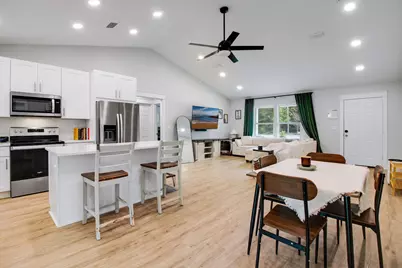 43 E Crocus Avenue E, Defuniak Springs, FL 32433 - Photo 9