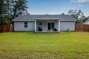 43 E Crocus Ave E, Defuniak Springs, FL 32433 - Photo 19