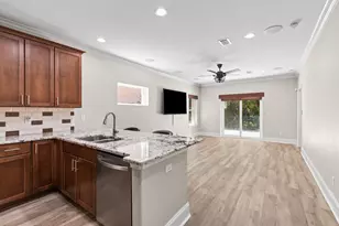 496 Soundview Ct, Mary Esther, FL 32569 - Photo 5