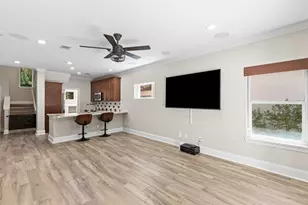 496 Soundview Ct, Mary Esther, FL 32569 - Photo 9