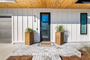 213 Pinetree Dr, Panama City Beach, FL 32413 - Photo 9