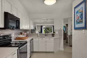 301 Southlake Ct, Niceville, FL 32578 - Photo 9