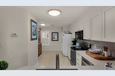 301 Southlake Court #301, Niceville, FL 32578 - Photo 13