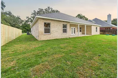 1619 Moore Street, Niceville, FL 32578 - Photo 3