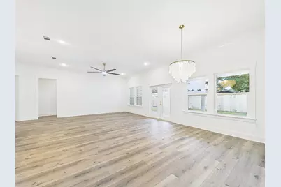 1619 Moore Street, Niceville, FL 32578 - Photo 19