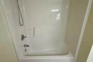 223 Johnson Ct, Crestview, FL 32536 - Photo 9