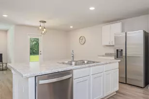 6707 Sarah Ann Way, Laurel Hill, FL 32567 - Photo 15