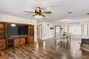 35 Marion Dr, Defuniak Springs, FL 32433 - Photo 3