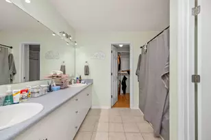 7241 Antoinette Cir, Navarre, FL 32566 - Photo 9