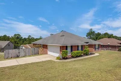 419 Triton Street, Crestview, FL 32536 - Photo 5